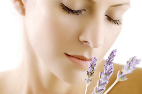 最容易忽略的5個(gè)護(hù)膚小知識(shí),看看你中了幾條? 最容易忽略的5個(gè)護(hù)膚小知識(shí),看看你中了幾條?